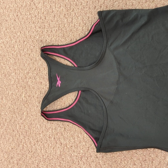 NWOT Reebok Razorback Athletic shirt - Picture 6 of 9